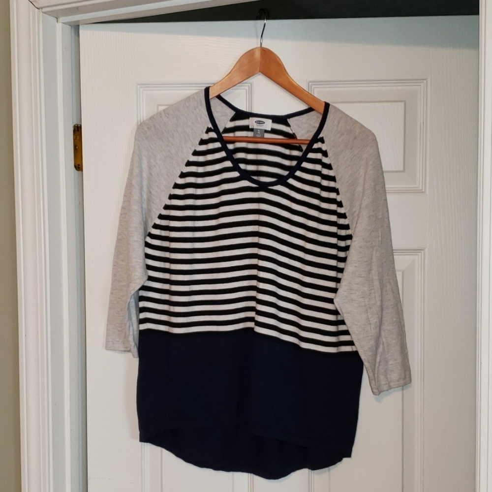 Old Navy thin spring/summer sweater